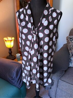 Nine West Black Polka Dot Sleeveless Tie-Neck Top with Pink Trim